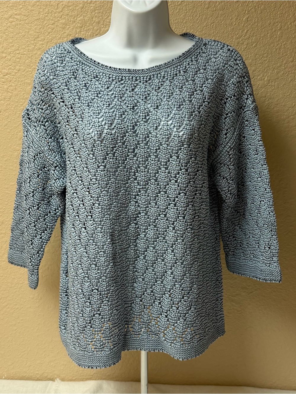 4/$20Chico's Light Blue Openwork Knit Sweater